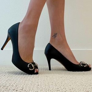Gucci Horsebit Peeptoe Pumps